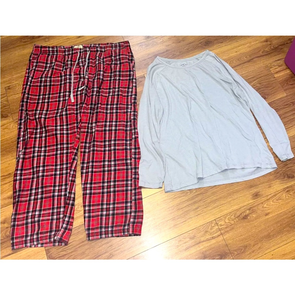 Blue Mountain Pajama Pants Shirt Set Cotton Red & Grey.
